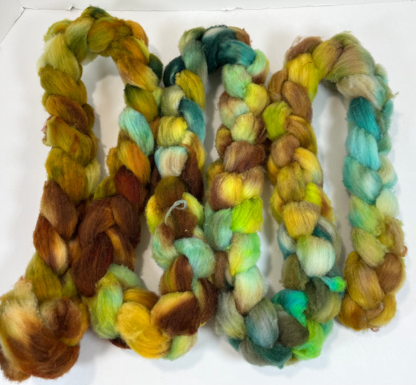 Day’s End 0702-01 - 7.6 SUPERWASH Merino wool ROVING, sliver, spinning fiber, handspinning, carded wool