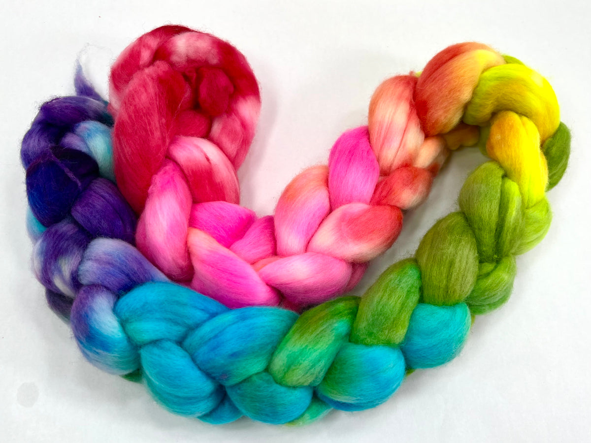 Day's End 0923-04 - 4.4 oz 18.5 micron Merino wool combed top, roving, spinning fiber, handspinning, felting, needle felting, weaving supplies