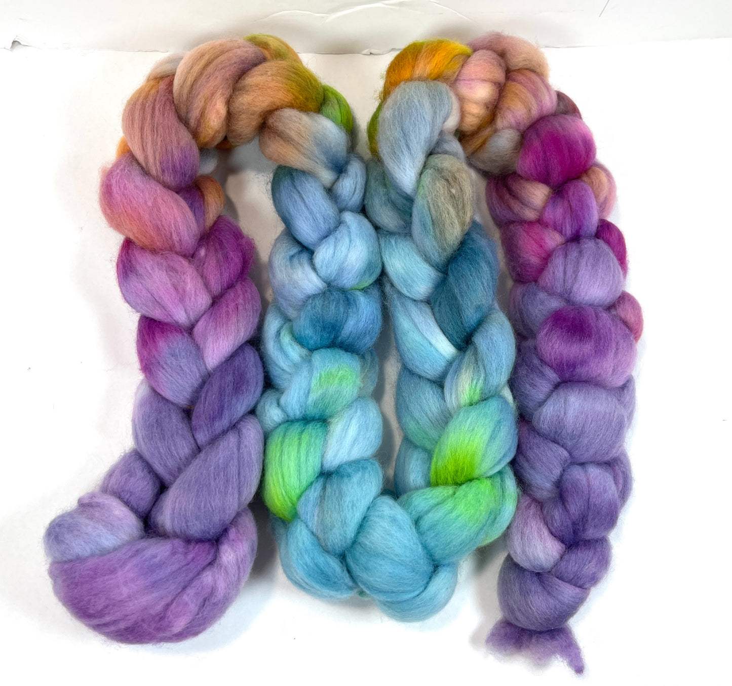 Day's End 0212-05, 6 oz Polwarth wool combed top, roving, spinning fiber, handspinning, felting, needle felting, weaving supplies