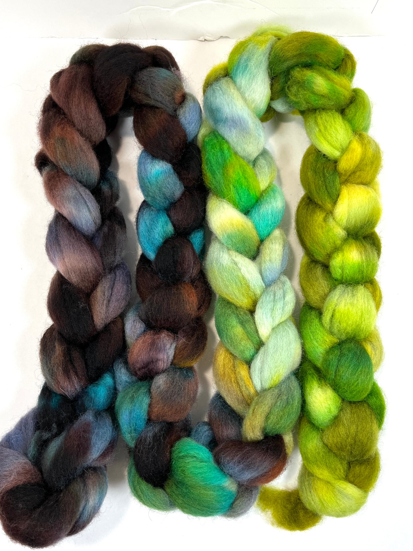 Day’s End 1230-06, 6.6 oz BFL wool combed top, roving, spinning fiber, handspinning, felting, needle felting, weaving supplies