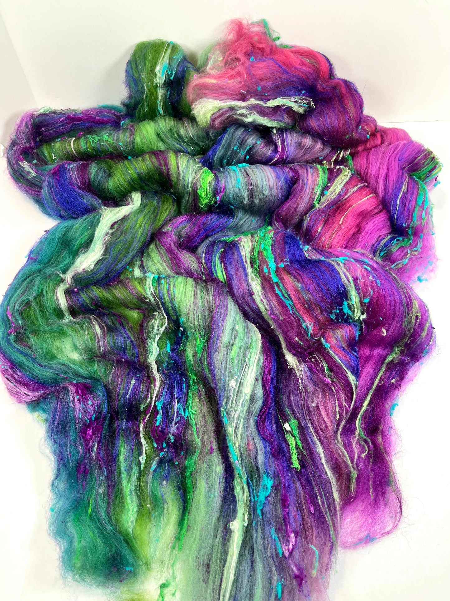Billie Batt 0728-01 - 2.5 oz soft wool, silk, noils, spinning fiber, drumcarded, handspinning, nuno, felting wool