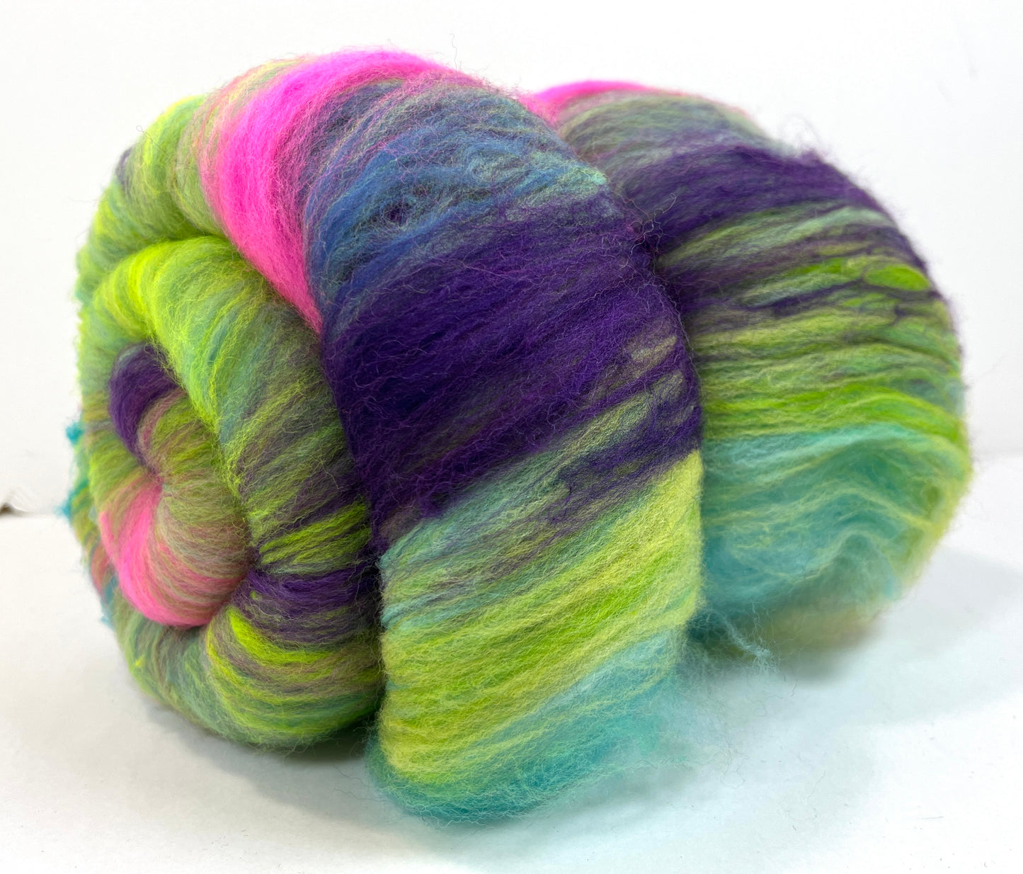 Crayon Box Batt 1027-05 - 3.9 oz Soft wool, NO SPARKLE, spinning fiber, drumcarded, handspinning, nuno, felting wool
