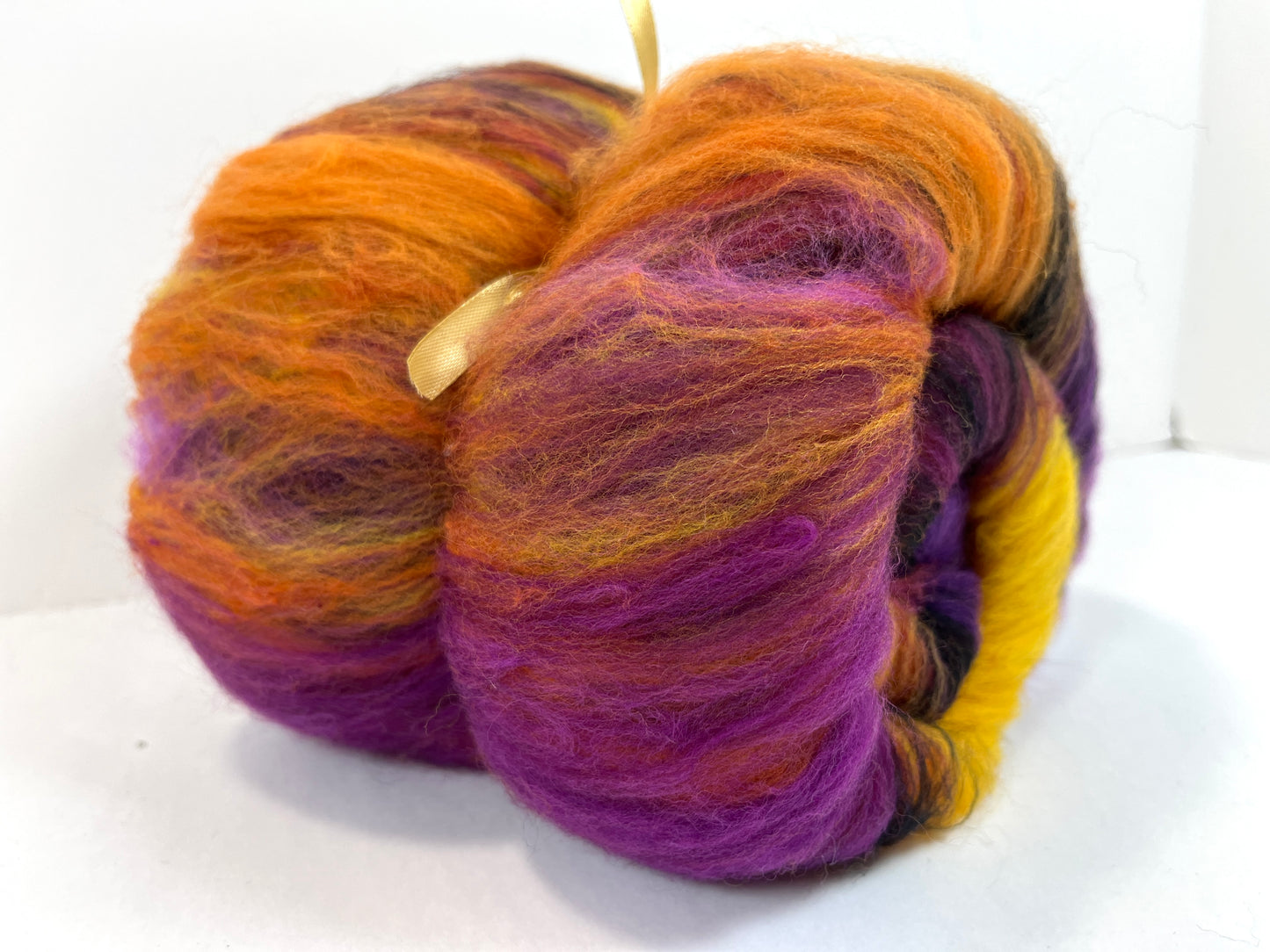Crayon Box Batt 1004-01 - 4 oz Soft wool, NO SPARKLE, spinning fiber, drumcarded, handspinning, nuno, felting wool