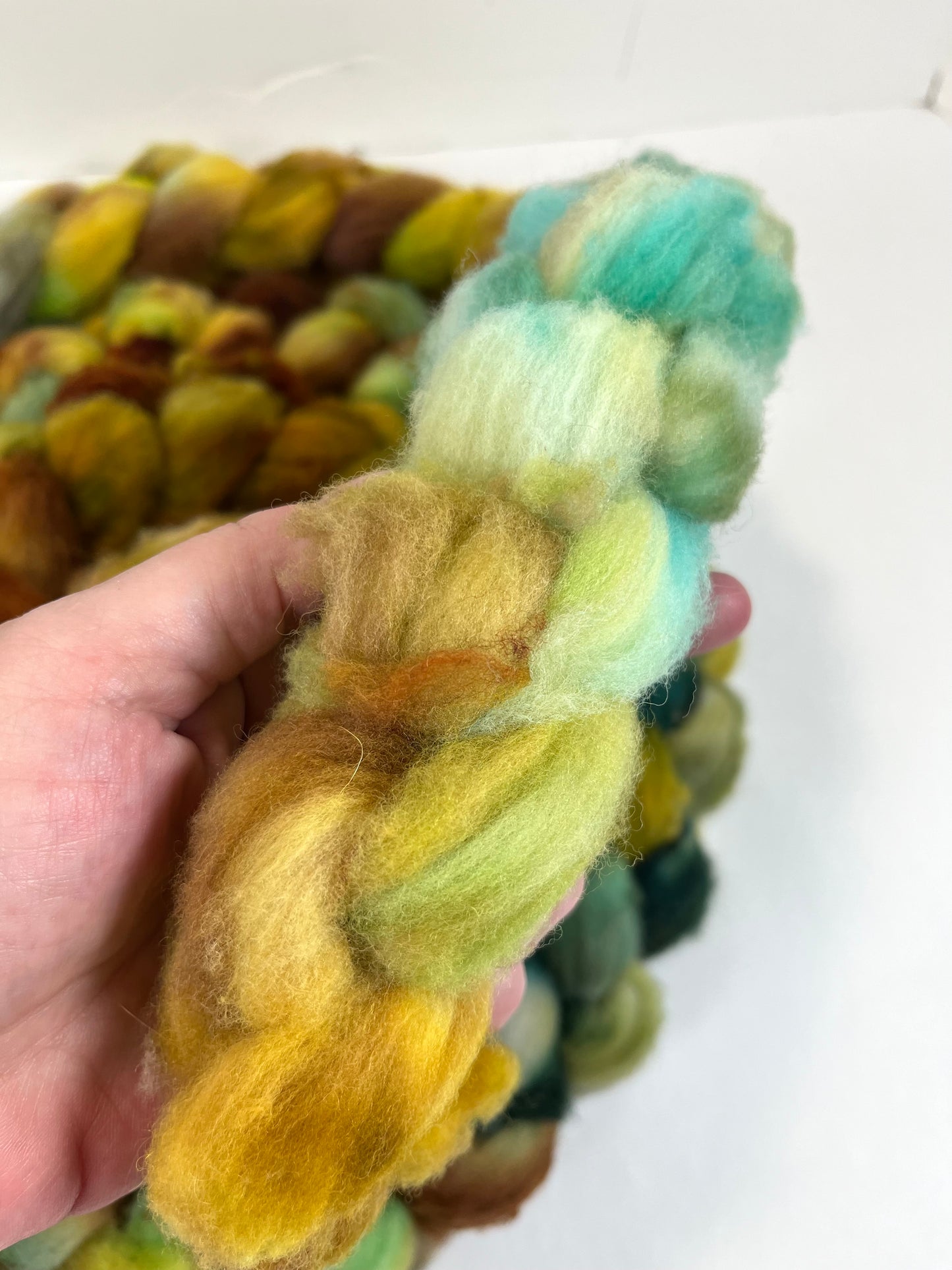 Day’s End 0702-01 - 7.6 SUPERWASH Merino wool ROVING, sliver, spinning fiber, handspinning, carded wool