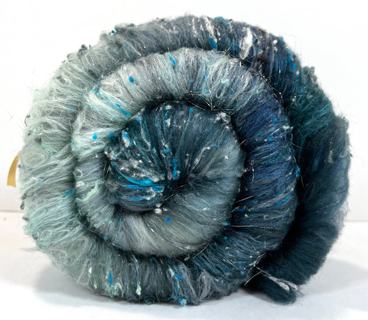 The River Styx Batt 0608-06 - 2.6 oz Falkland Merino wool, silk, noils, spinning fiber, drumcarded, handspinning, nuno, felting wool