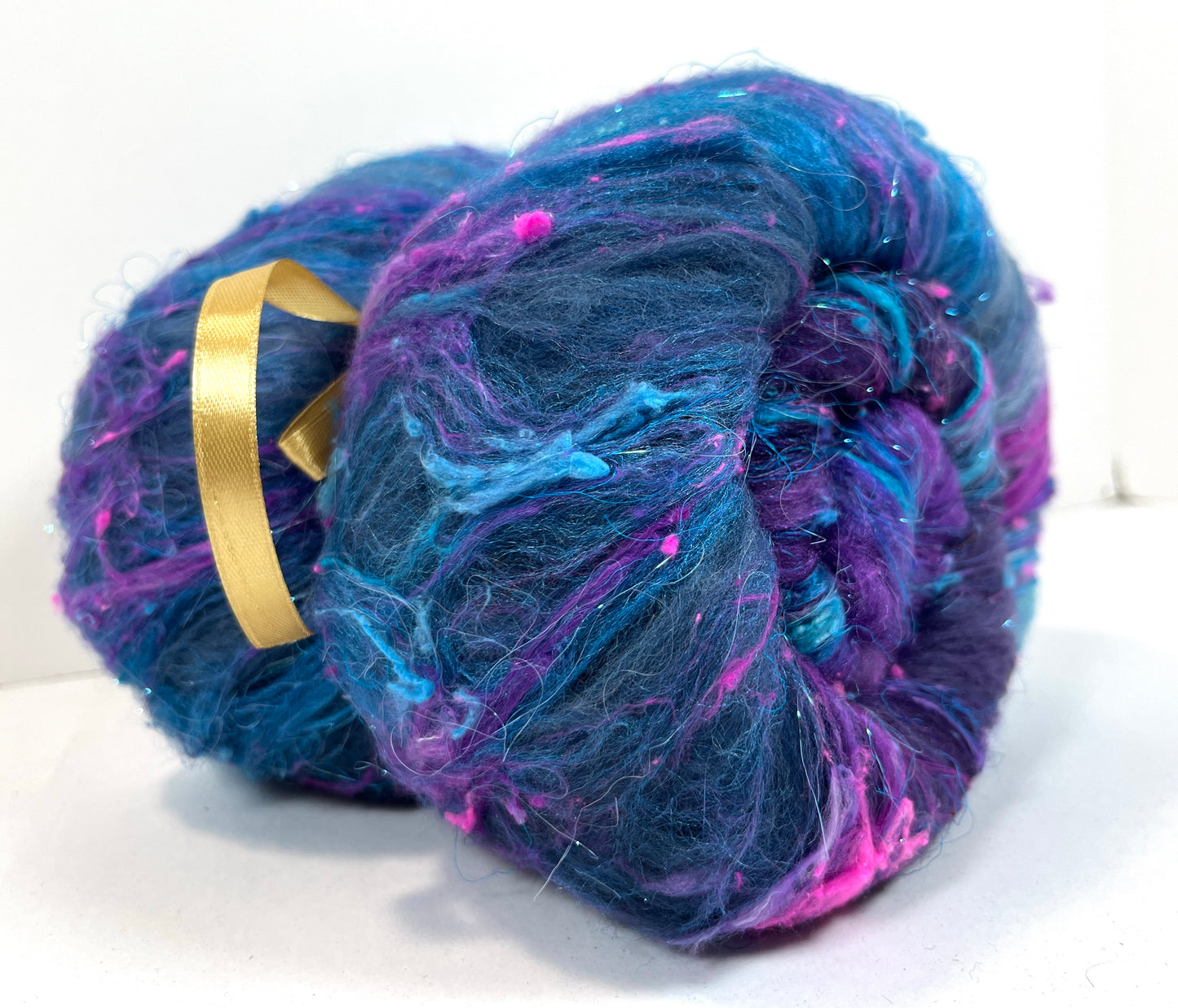 Nightberry Batt 0330-01 - 2.7 oz Polwarth wool, silk, noils, spinning fiber, drumcarded, handspinning, nuno, felting wool