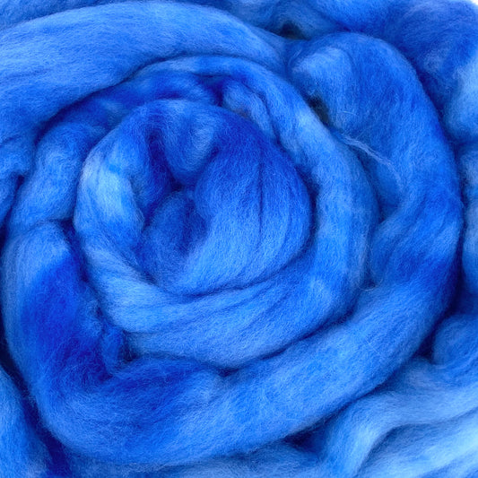 Persian Blue - 2 oz hand dyed semisolid wool combed top