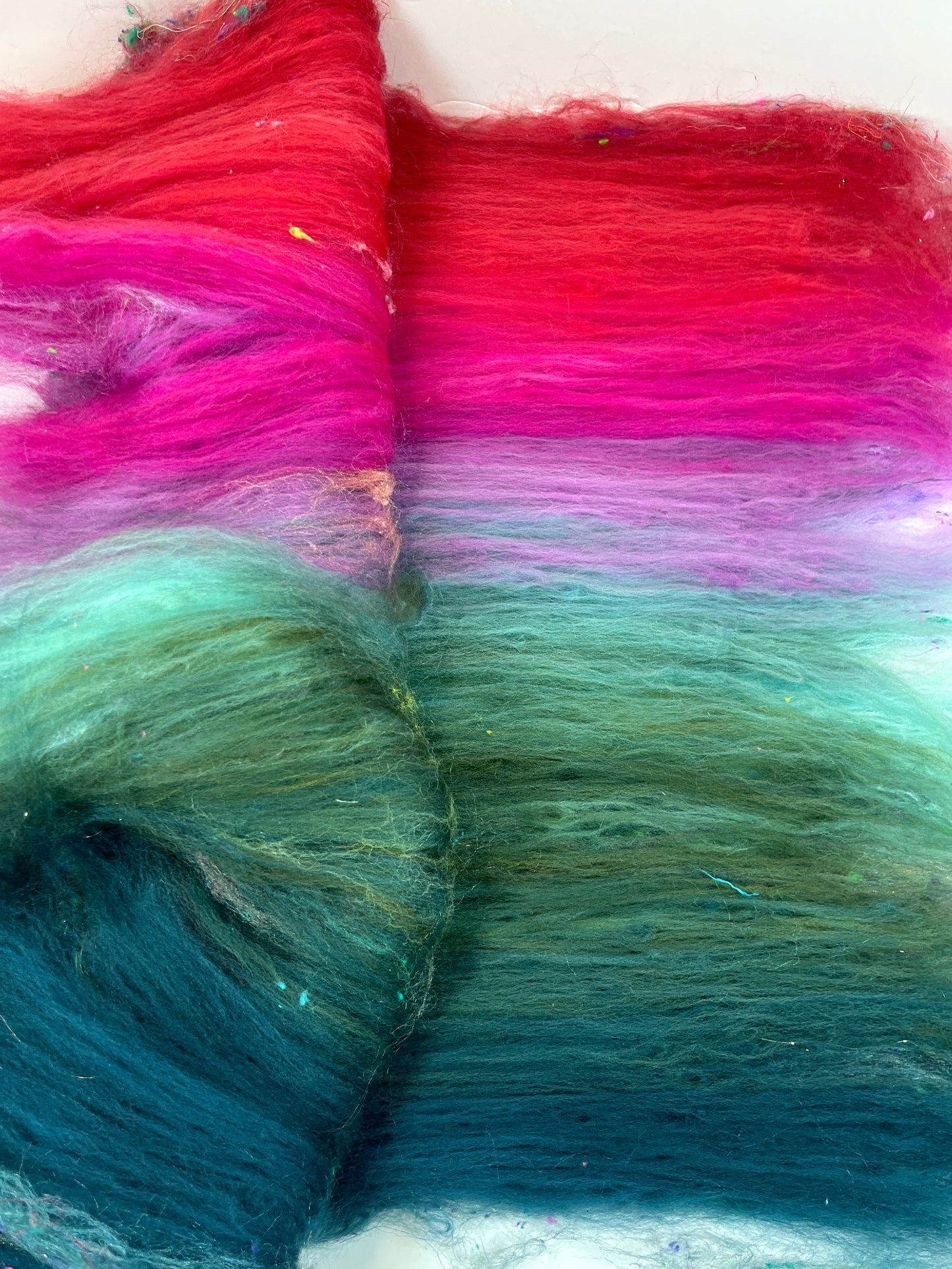 Lorelei Batt 0110-01 - 2.7 oz Falkland Merino wool, silk, noils, spinning fiber, drumcarded, handspinning, nuno, felting wool