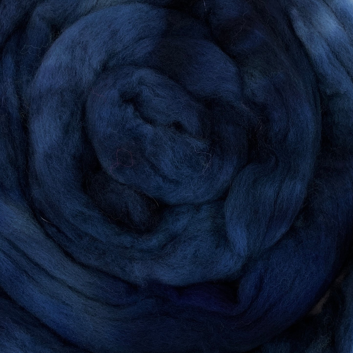 Moody Blue - 2 oz hand dyed semisolid wool combed top