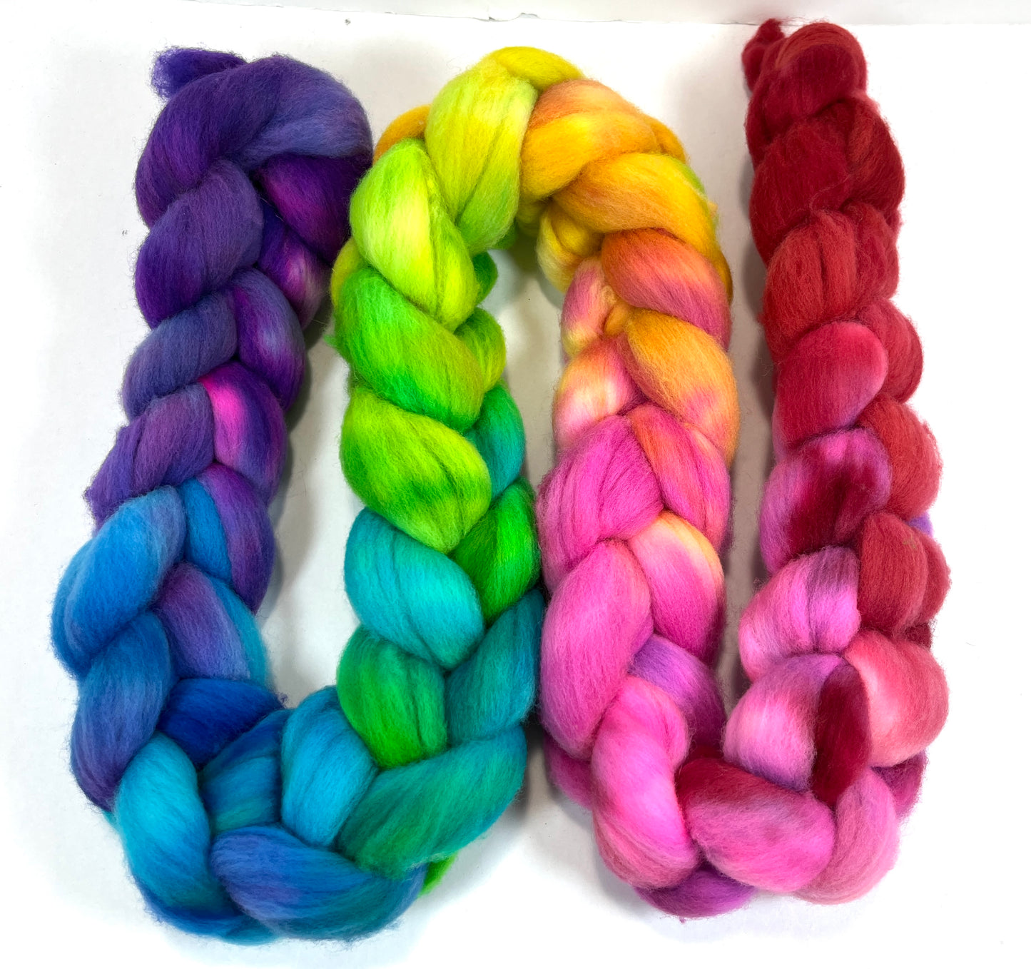 Day's End 0827-01B, 7.9 oz Targhee wool combed top, roving, spinning fiber, handspinning, felting, needle felting, weaving supplies