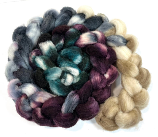 Morning Fog SLG - 4.4 oz SUPERWASH Merino wool ROVING, sliver, spinning fiber, handspinning, carded wool