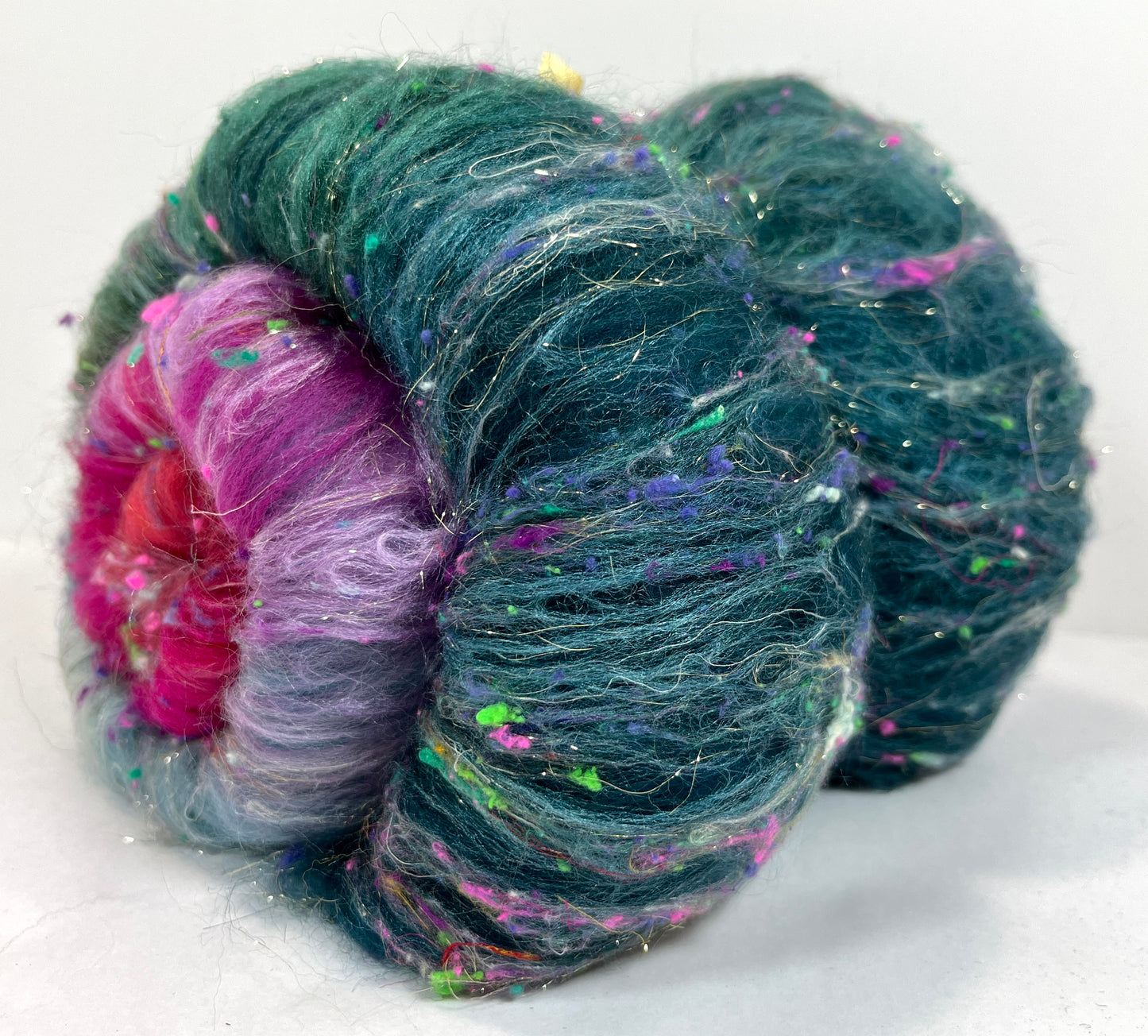 Lorelei Batt 0110-02 - 2.6 oz Falkland Merino wool, silk, noils, spinning fiber, drumcarded, handspinning, nuno, felting wool