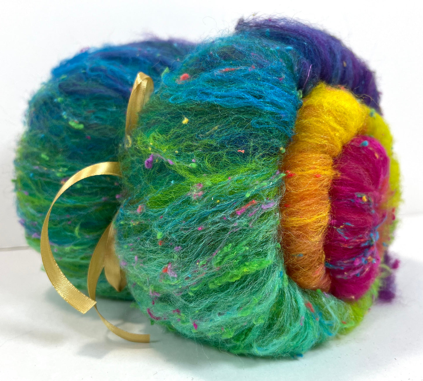 Tie Dye Gradient Batt 0608-02 - 2.4 oz BFL wool, silk, noils, spinning fiber, drumcarded, handspinning, nuno, felting wool