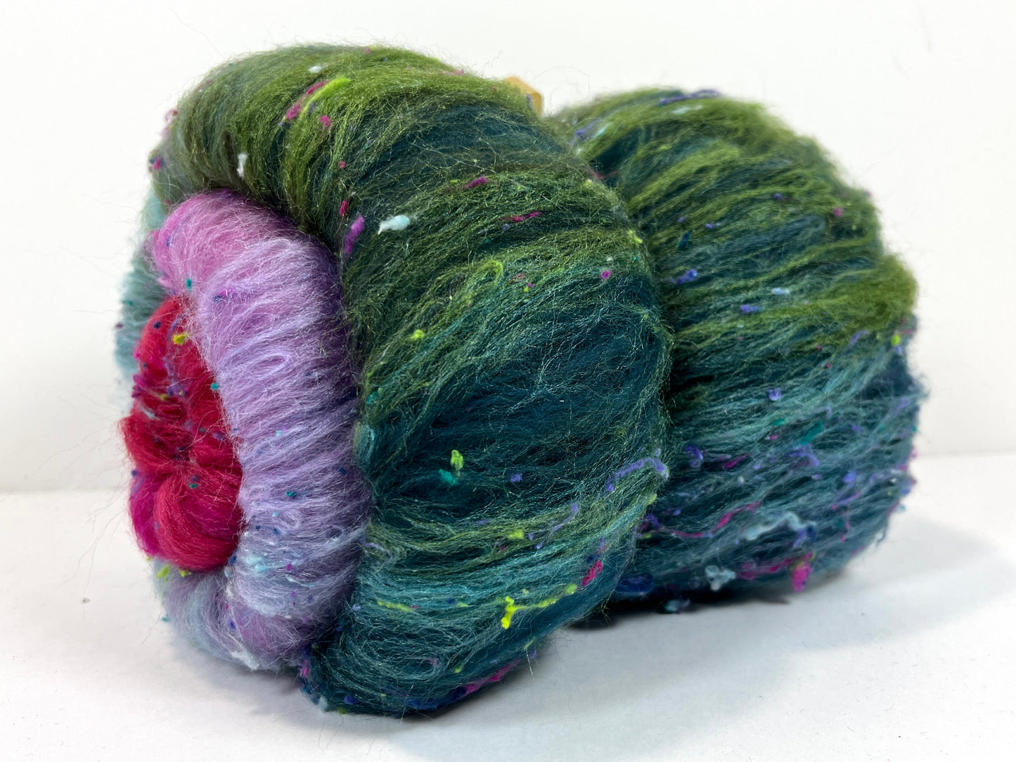 Lorelei Batt 1130-08 - 2.5 oz Falkland Merino wool, silk, noils, spinning fiber, drumcarded, handspinning, nuno, felting wool