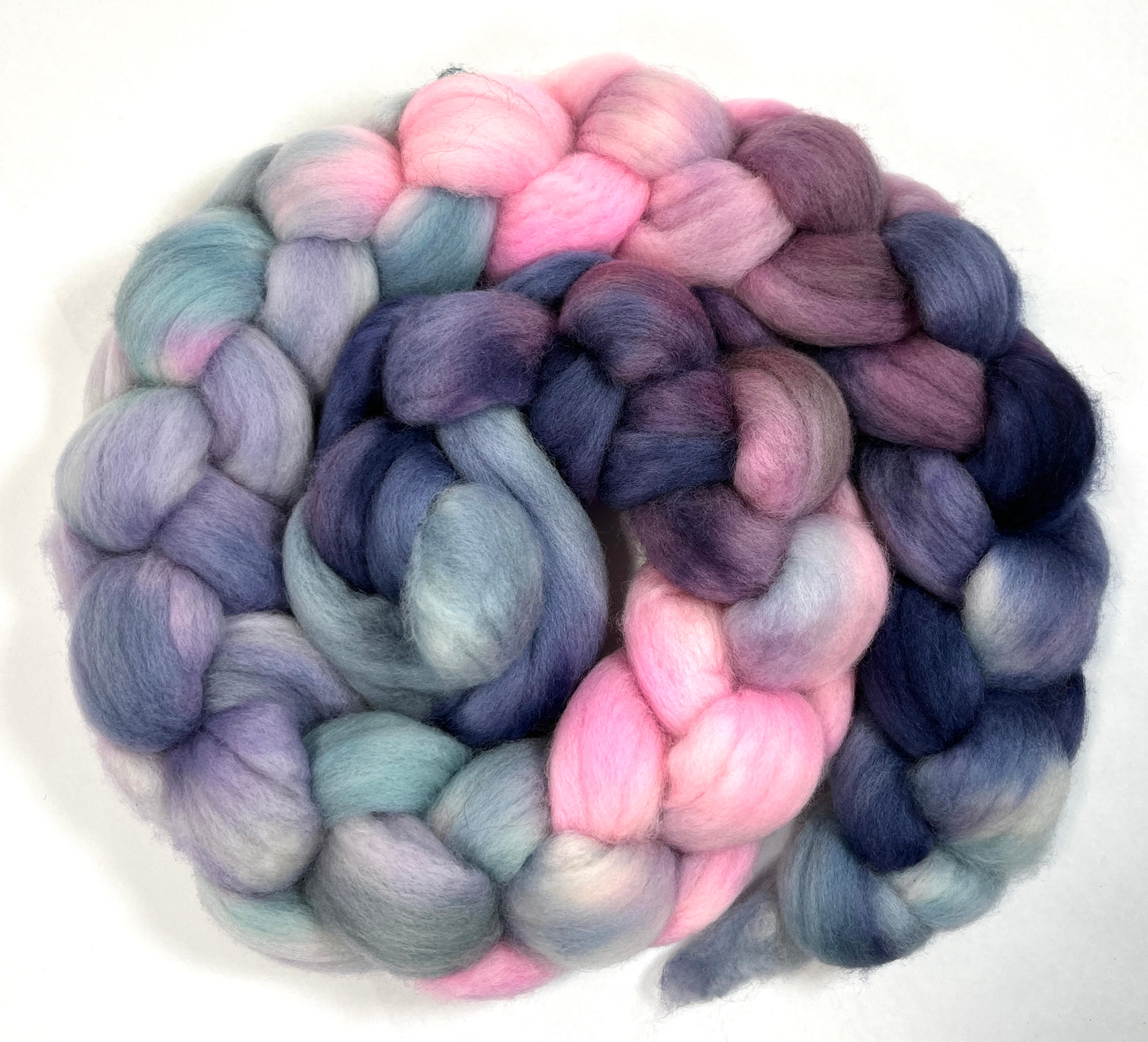 Day's End 0320-06 - 4 oz Cormo wool combed top, roving, spinning fiber, handspinning, felting, needle felting, weaving supplies