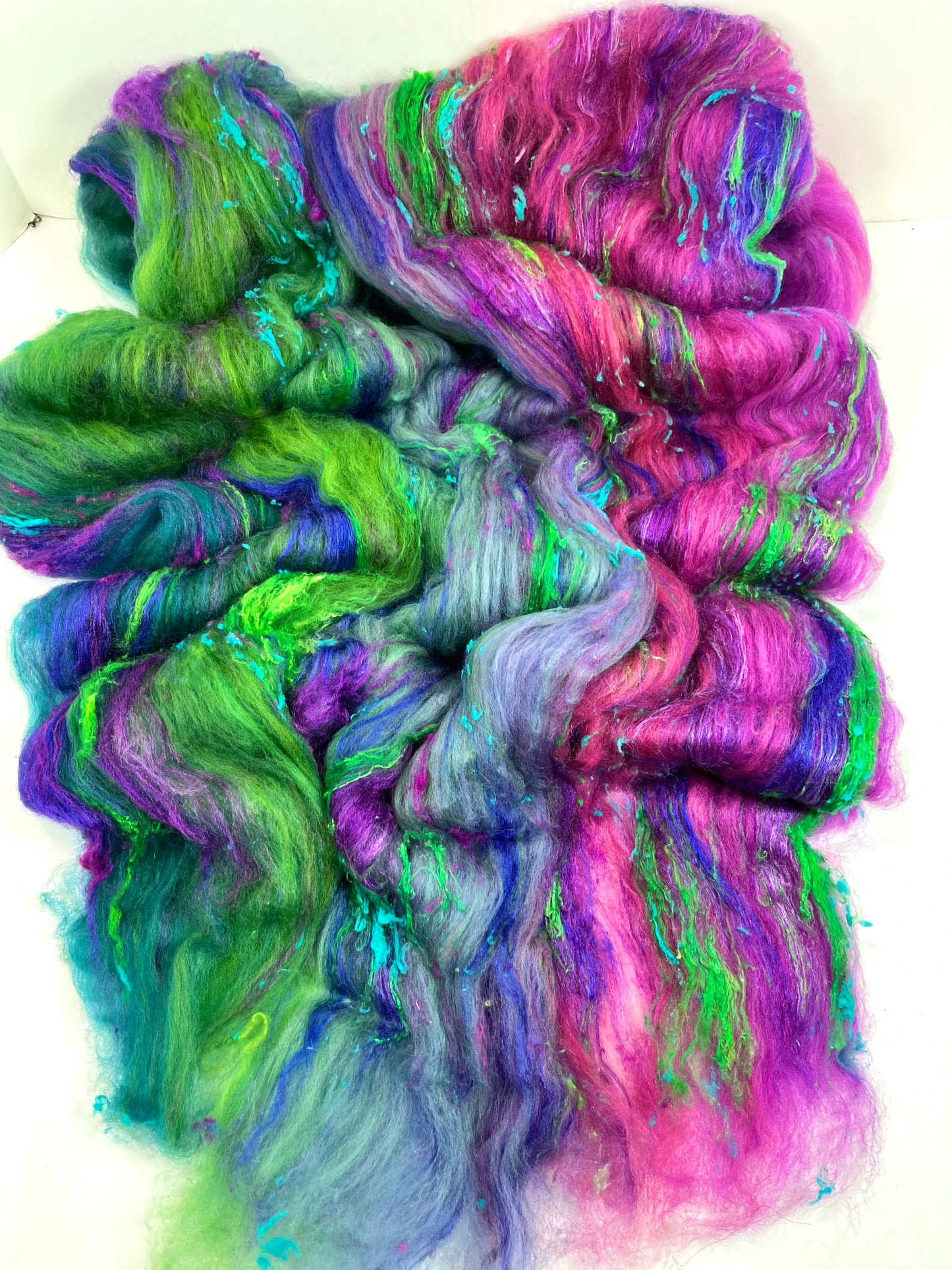 Billie Batt 0728-02 - 2.5 oz soft wool, silk, noils, spinning fiber, drumcarded, handspinning, nuno, felting wool