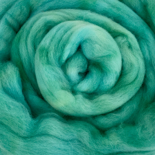 Mint - 2 oz hand dyed semisolid wool combed top