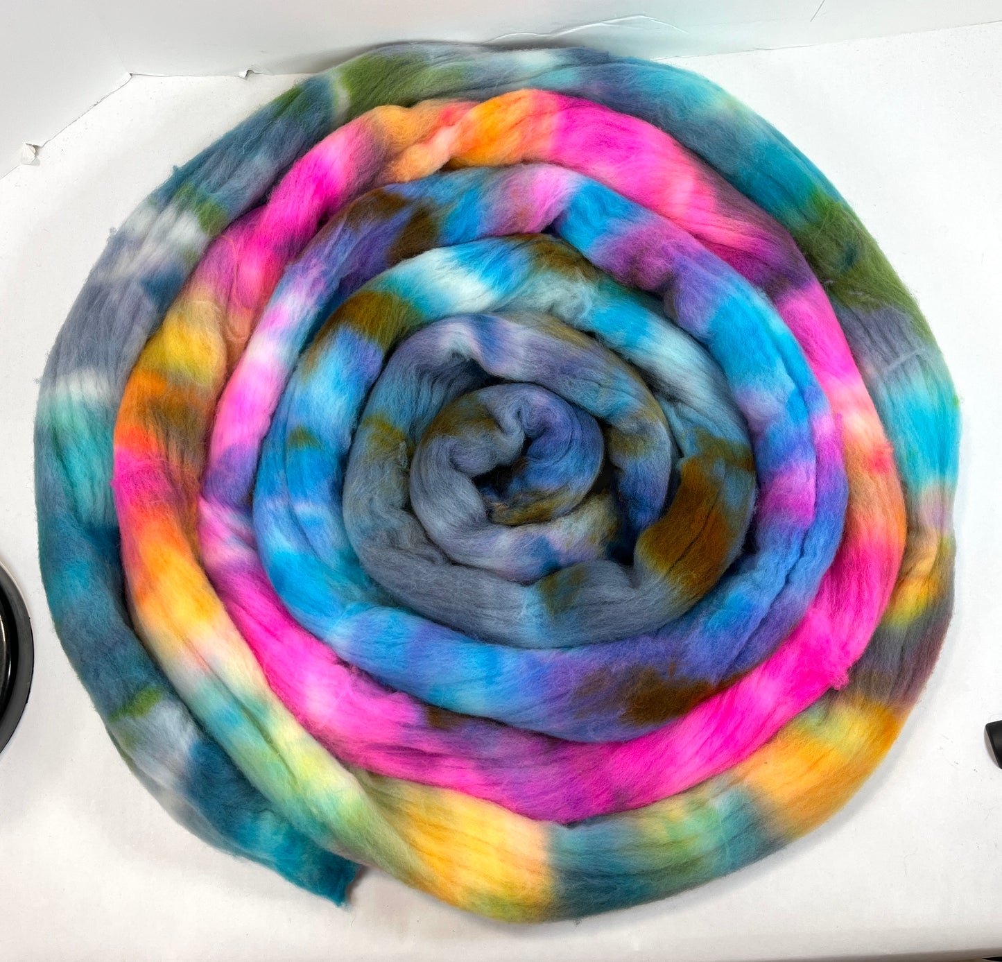Day's End 1014-02, 6.3 oz Targhee wool combed top, roving, spinning fiber, handspinning, felting, needle felting, weaving supplies