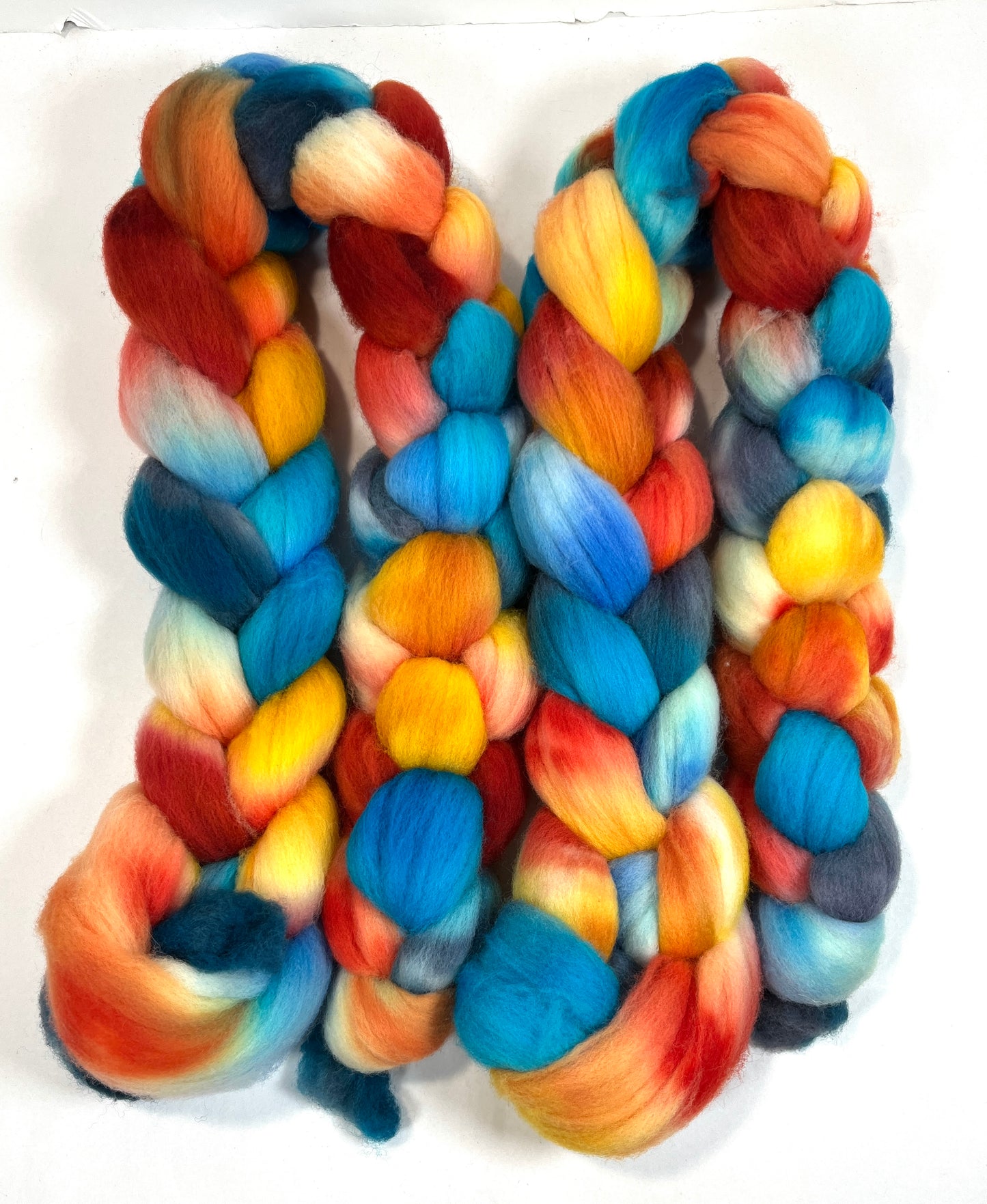 OOAK 1028-02, SC, 4 oz Targhee wool combed top, roving, spinning fiber, handspinning, felting, needle felting, weaving supplies