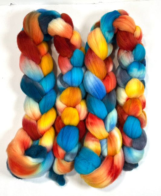 OOAK 1028-02, SC, 4 oz Targhee wool combed top, roving, spinning fiber, handspinning, felting, needle felting, weaving supplies