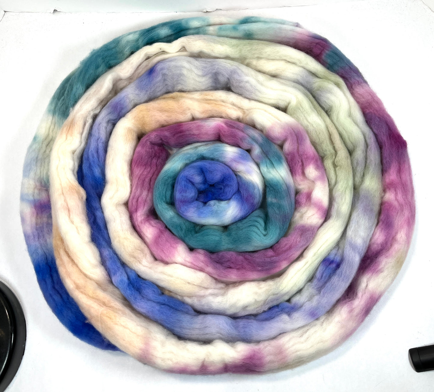 Day's End 0108-02, 5.3 oz Cormo wool combed top, roving, spinning fiber, handspinning, felting, needle felting, weaving supplies