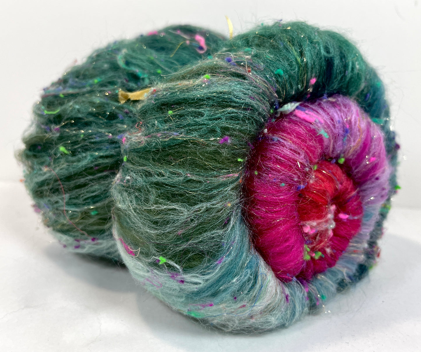 Lorelei Batt 0110-02 - 2.6 oz Falkland Merino wool, silk, noils, spinning fiber, drumcarded, handspinning, nuno, felting wool
