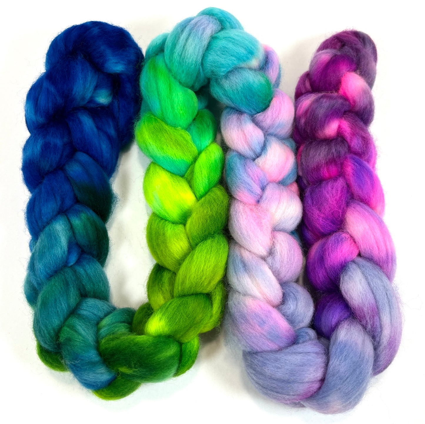 Day's End 0830-01A, 6.3 oz Corriedale wool combed top, roving, spinning fiber, handspinning, felting, needle felting, weaving supplies