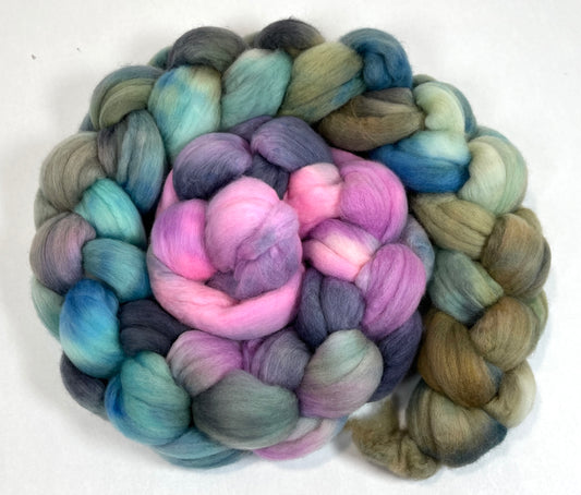 Day's End 1212-08, 4.4 oz 18.5 micron Merino wool combed top, roving, spinning fiber, handspinning, felting, needle felting, weaving supplies