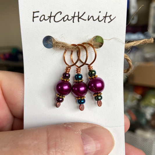 Handmade stitch markers, copper and purple glass, fits up to 7.5mm knitting needles, set of 3, SM0108-01